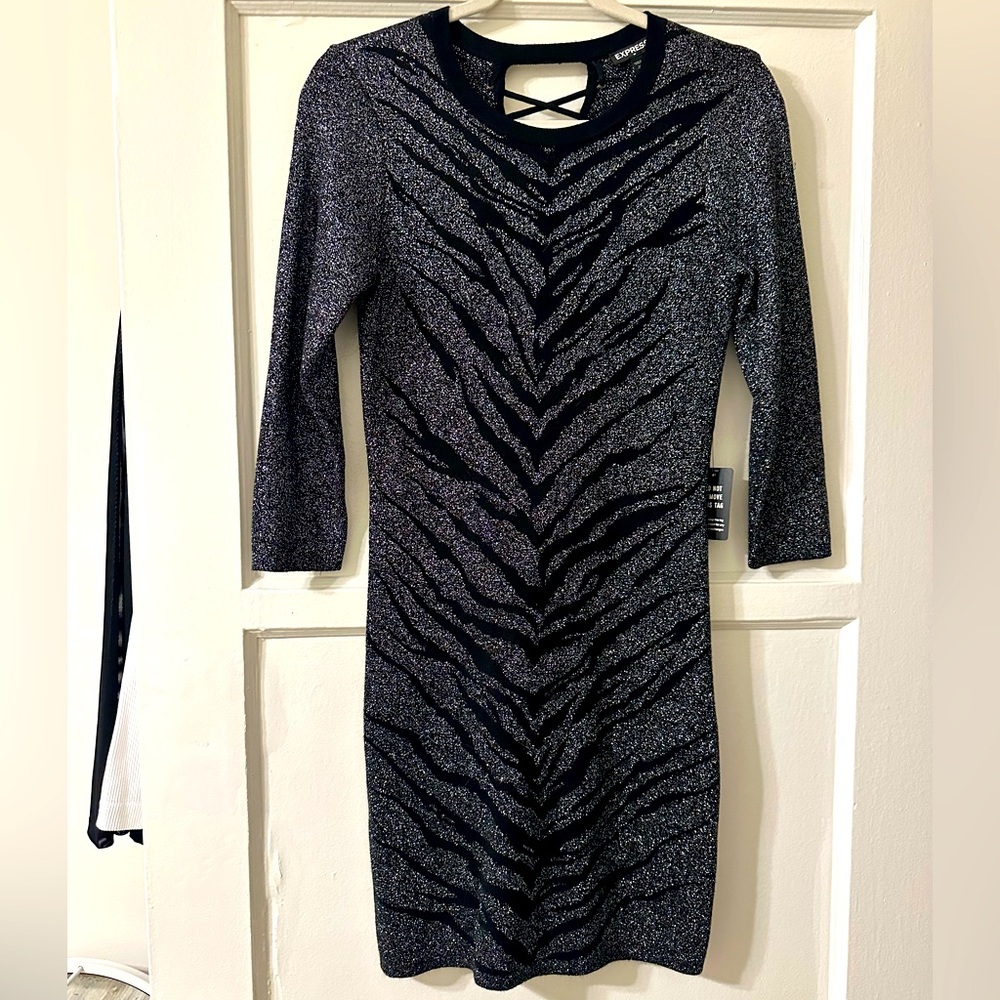 NEW WITH TAGS Express Black & Silver Sparkle Mini Dress with Design, Medium